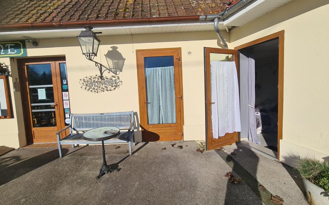 La Taverne Bed and Breakfast Buire-le-Sec Exterior foto